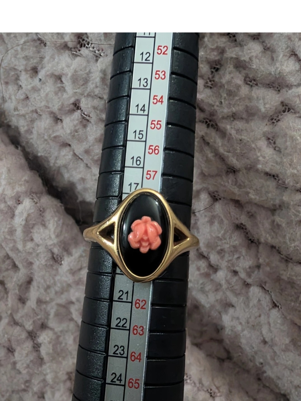 VTG Avon Midnight Rose Gold Tone Ring Size 9 Pre-owned Condition